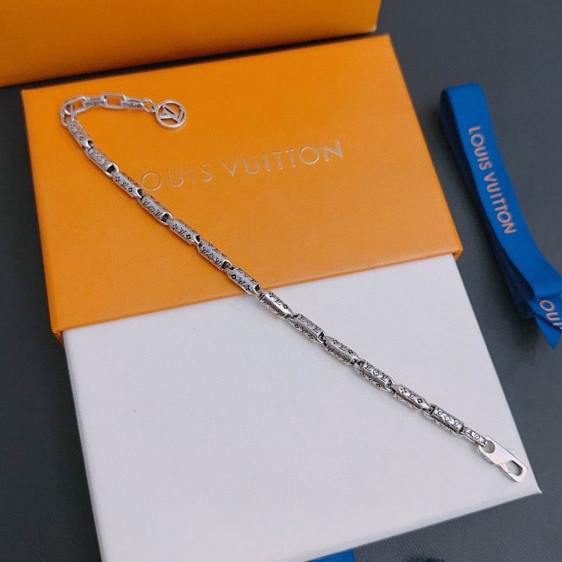 LV Bracelet 03lyr250